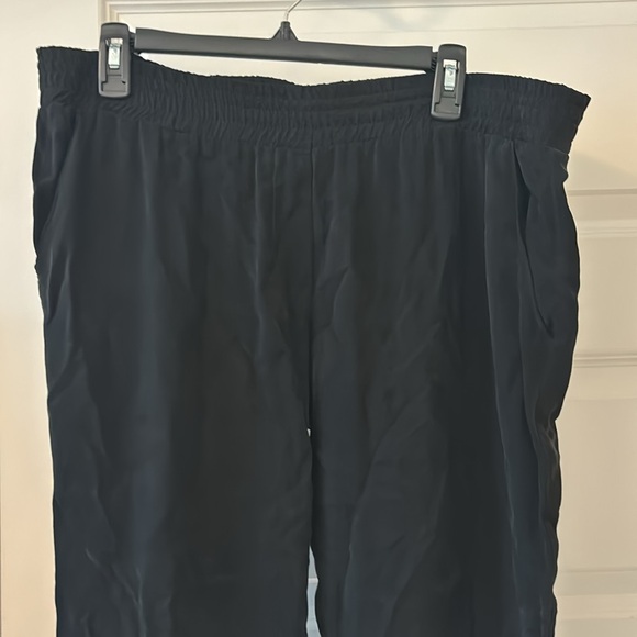 Nation LTD black rayon joggers SZ M made in LA silky texture pull on pants chic - Picture 2 of 16